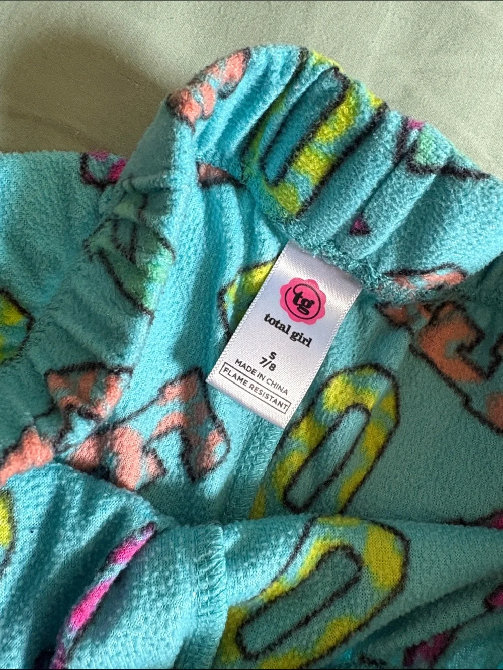 total girl cozy light